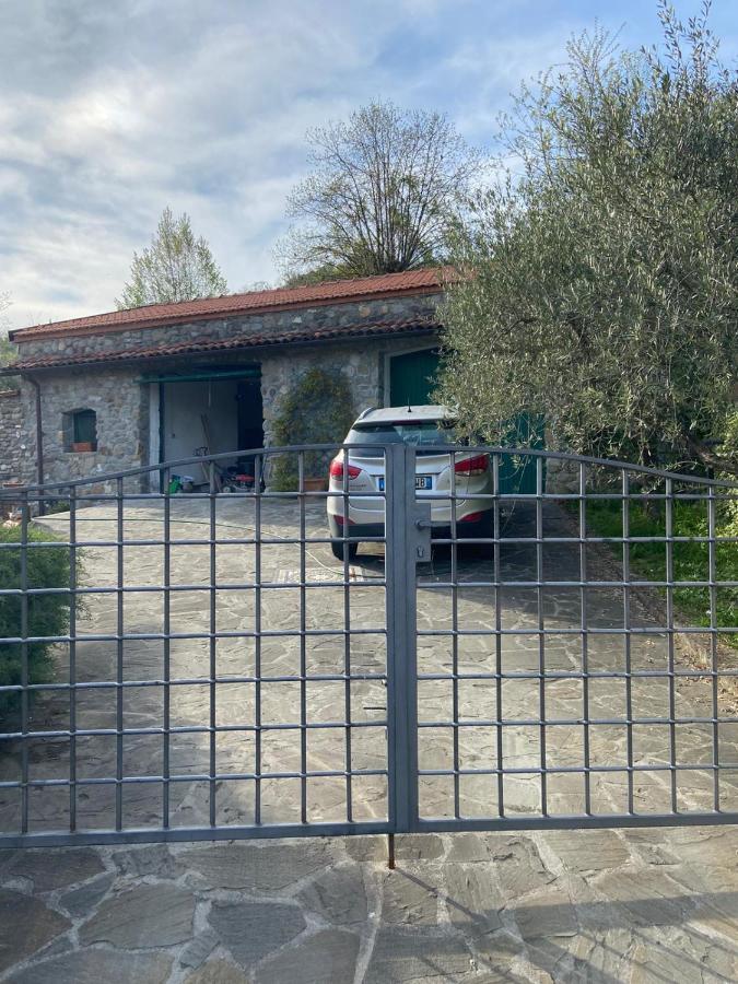 Appartamento la casa nel bosco Mulazzo Esterno foto